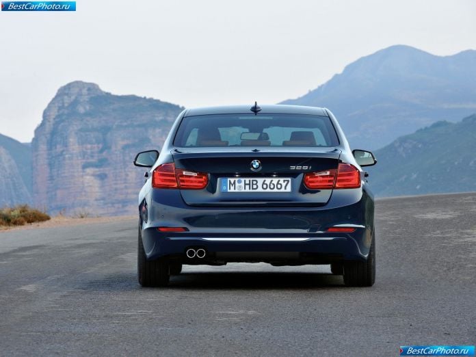 2012 BMW 3-series Sedan - фотография 58 из 114 2012 BMW 3-series Sedan - фотография 58 из 114