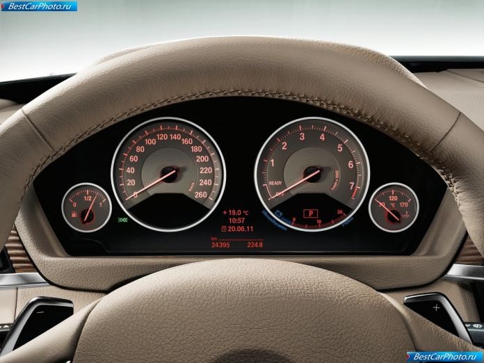 2012 BMW 3-series Sedan - фотография 78 из 114 2012 BMW 3-series Sedan - фотография 78 из 114