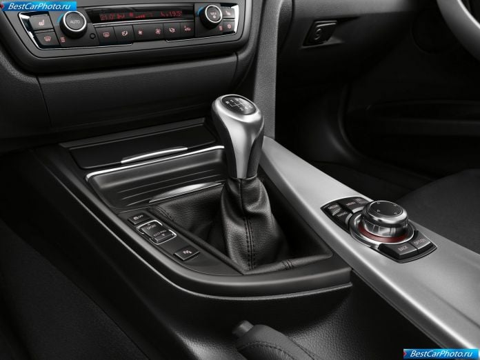 2012 BMW 3-series Sedan - фотография 83 из 114 2012 BMW 3-series Sedan - фотография 83 из 114