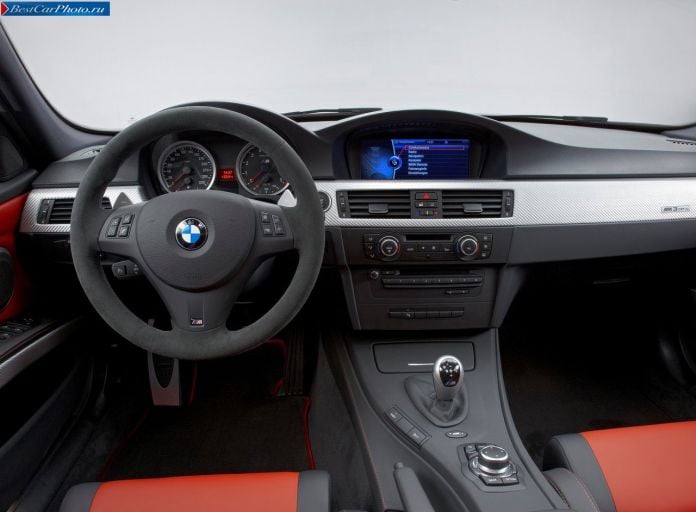 2012 BMW M3 CRT - фотография 11 из 29