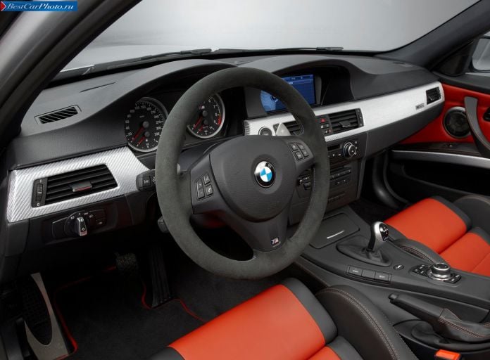 2012 BMW M3 CRT - фотография 12 из 29