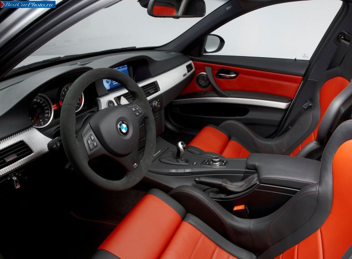 2012 BMW M3 CRT - фотография 13 из 29