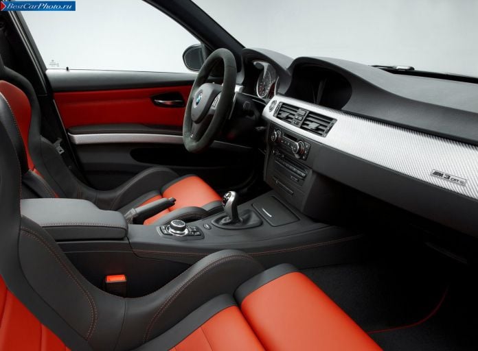 2012 BMW M3 CRT - фотография 17 из 29