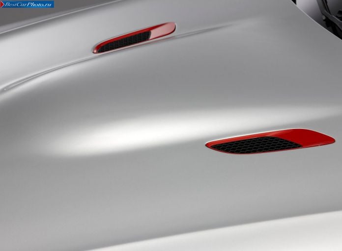 2012 BMW M3 CRT - фотография 23 из 29 2012 BMW M3 CRT - фотография 23 из 29
