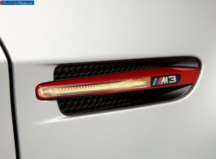 2012 BMW M3 CRT - фотография 25 из 29