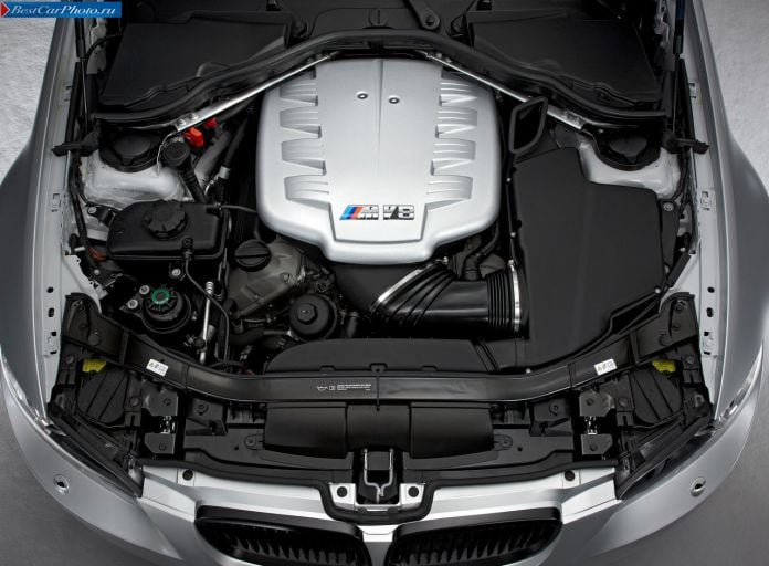 2012 BMW M3 CRT - фотография 27 из 29