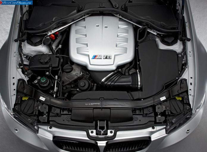 2012 BMW M3 CRT - фотография 27 из 29 2012 BMW M3 CRT - фотография 27 из 29