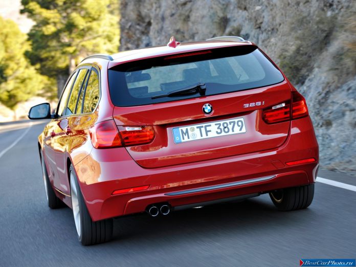 2012 BMW 3-series Touring - фотография 8 из 11