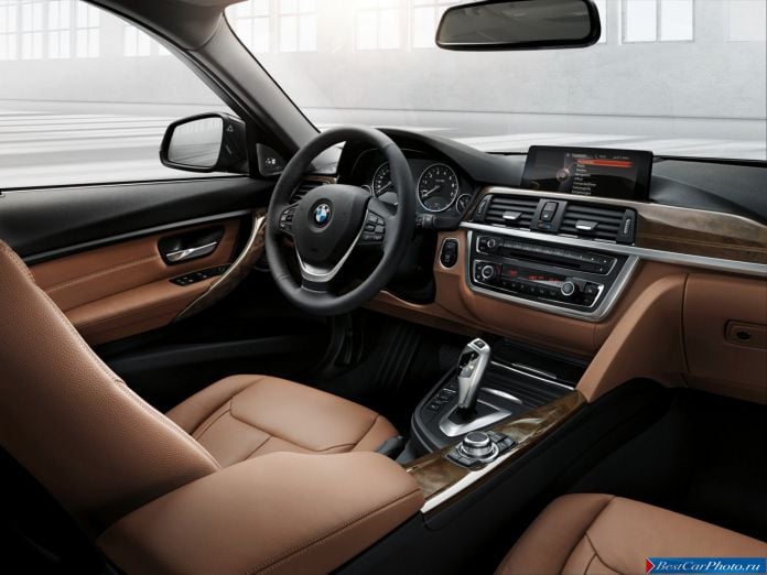 2012 BMW 3-series Touring - фотография 9 из 11
