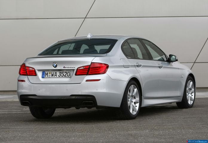 2012 BMW 5-series M550d xDrive Sedan - фотография 23 из 116