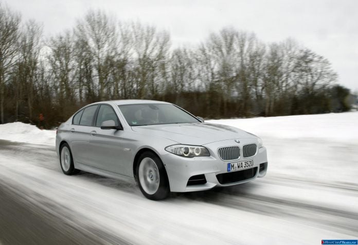 2012 BMW 5-series M550d xDrive Sedan - фотография 32 из 116 2012 BMW 5-series M550d xDrive Sedan - фотография 32 из 116