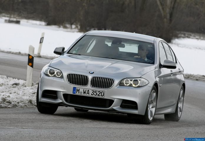 2012 BMW 5-series M550d xDrive Sedan - фотография 41 из 116 2012 BMW 5-series M550d xDrive Sedan - фотография 41 из 116