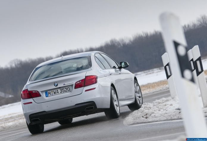 2012 BMW 5-series M550d xDrive Sedan - фотография 49 из 116