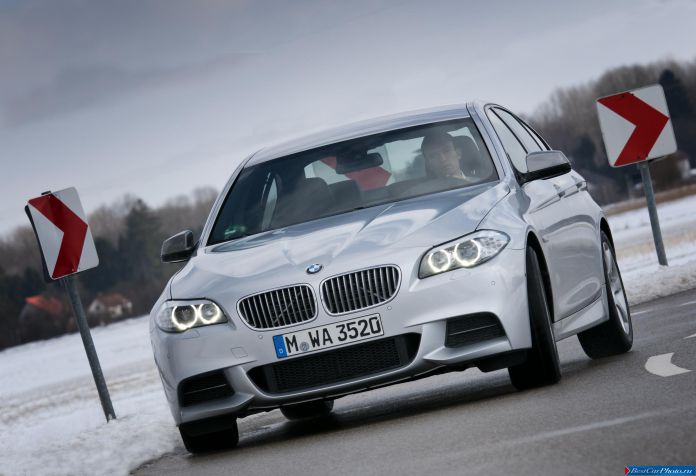 2012 BMW 5-series M550d xDrive Sedan - фотография 50 из 116