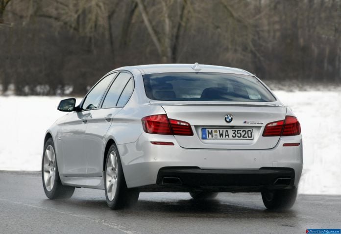 2012 BMW 5-series M550d xDrive Sedan - фотография 54 из 116 2012 BMW 5-series M550d xDrive Sedan - фотография 54 из 116