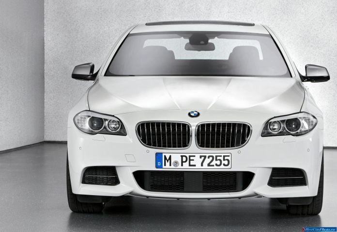 2012 BMW 5-series M550d xDrive Sedan - фотография 64 из 116 2012 BMW 5-series M550d xDrive Sedan - фотография 64 из 116