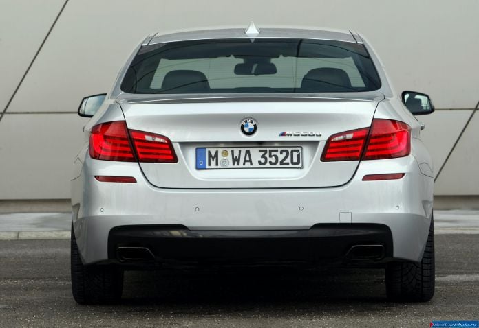 2012 BMW 5-series M550d xDrive Sedan - фотография 65 из 116 2012 BMW 5-series M550d xDrive Sedan - фотография 65 из 116