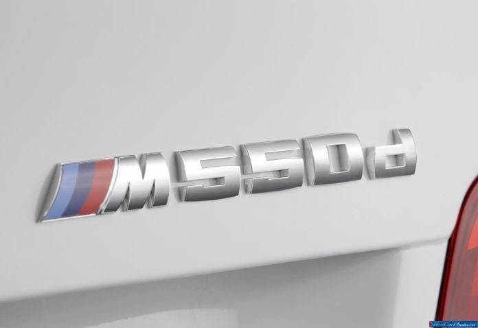 2012 BMW 5-series M550d xDrive Sedan - фотография 82 из 116 2012 BMW 5-series M550d xDrive Sedan - фотография 82 из 116