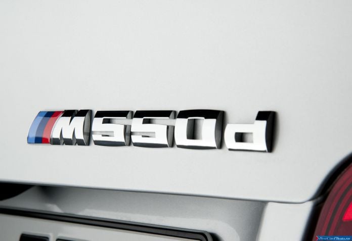 2012 BMW 5-series M550d xDrive Sedan - фотография 83 из 116 2012 BMW 5-series M550d xDrive Sedan - фотография 83 из 116