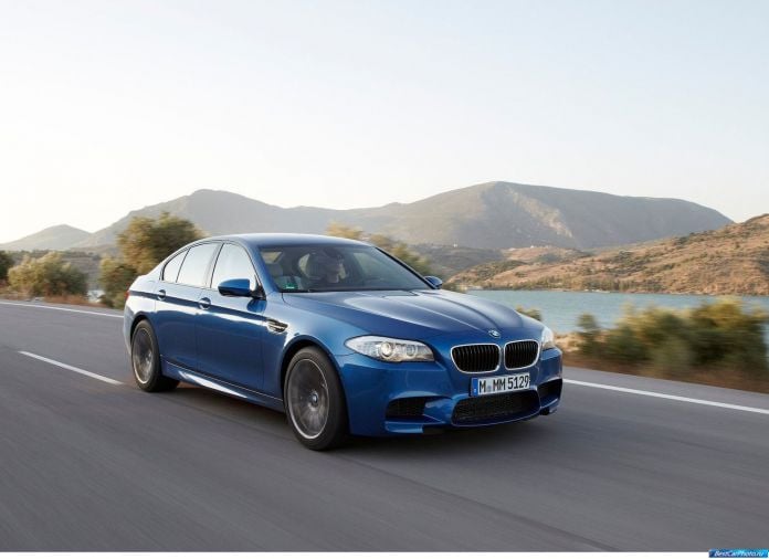 2012 BMW 5-series M Sedan - фотография 37 из 254 2012 BMW 5-series M Sedan - фотография 37 из 254