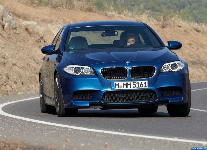 2012 BMW 5-series M Sedan - фотография 38 из 254