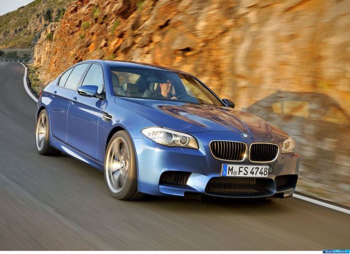 2012 BMW 5-series M Sedan - фотография 39 из 254 2012 BMW 5-series M Sedan - фотография 39 из 254