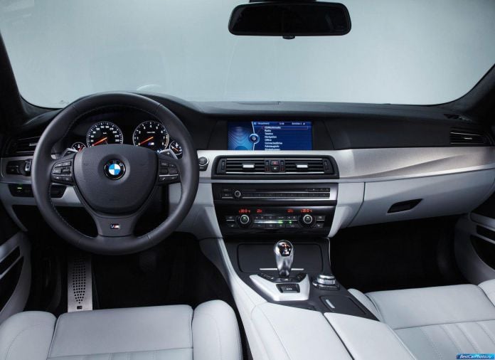2012 BMW 5-series M Sedan - фотография 54 из 254