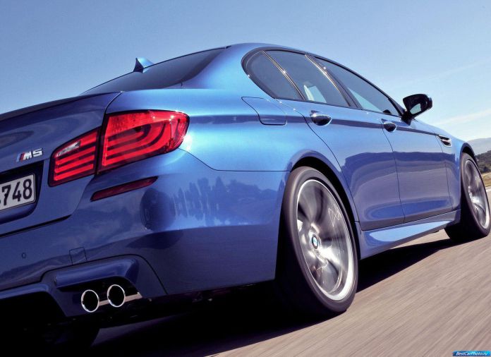 2012 BMW 5-series M Sedan - фотография 59 из 254 2012 BMW 5-series M Sedan - фотография 59 из 254