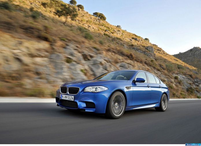 2012 BMW 5-series M Sedan - фотография 61 из 254