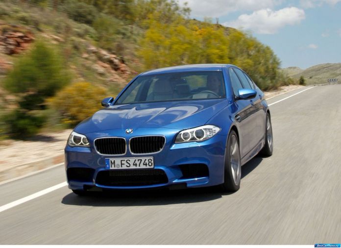 2012 BMW 5-series M Sedan - фотография 66 из 254 2012 BMW 5-series M Sedan - фотография 66 из 254