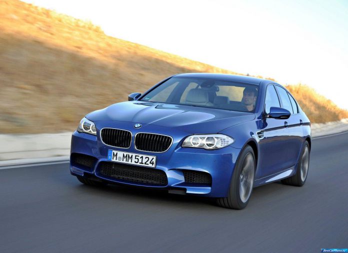 2012 BMW 5-series M Sedan - фотография 76 из 254