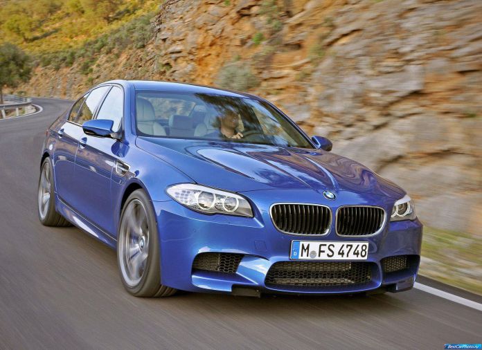 2012 BMW 5-series M Sedan - фотография 81 из 254 2012 BMW 5-series M Sedan - фотография 81 из 254