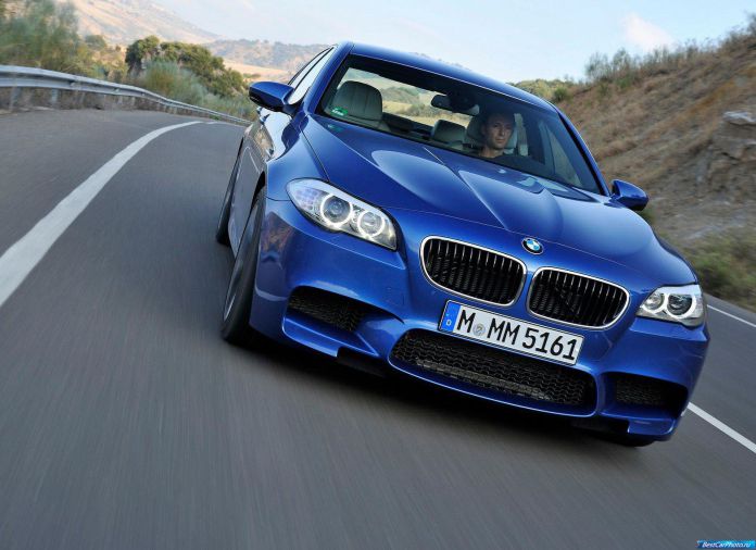 2012 BMW 5-series M Sedan - фотография 106 из 254