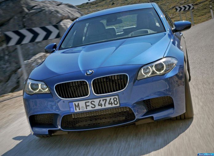 2012 BMW 5-series M Sedan - фотография 128 из 254 2012 BMW 5-series M Sedan - фотография 128 из 254