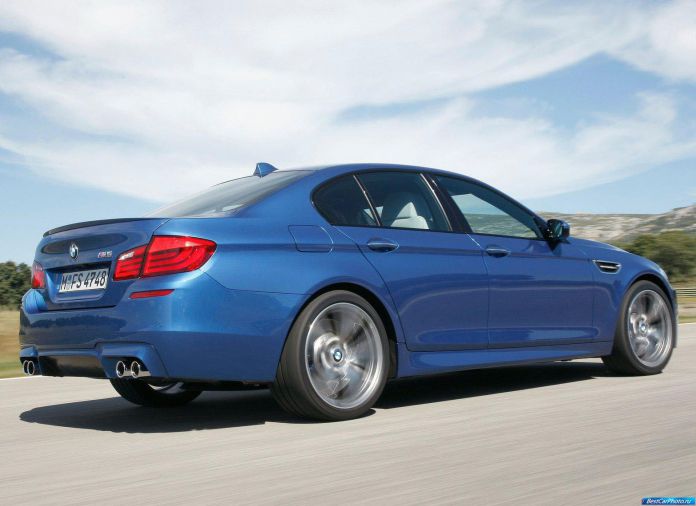 2012 BMW 5-series M Sedan - фотография 133 из 254 2012 BMW 5-series M Sedan - фотография 133 из 254