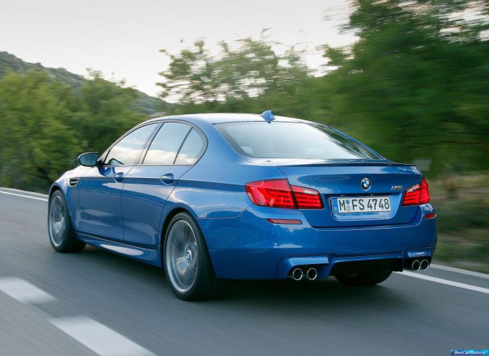 2012 BMW 5-series M Sedan - фотография 154 из 254 2012 BMW 5-series M Sedan - фотография 154 из 254