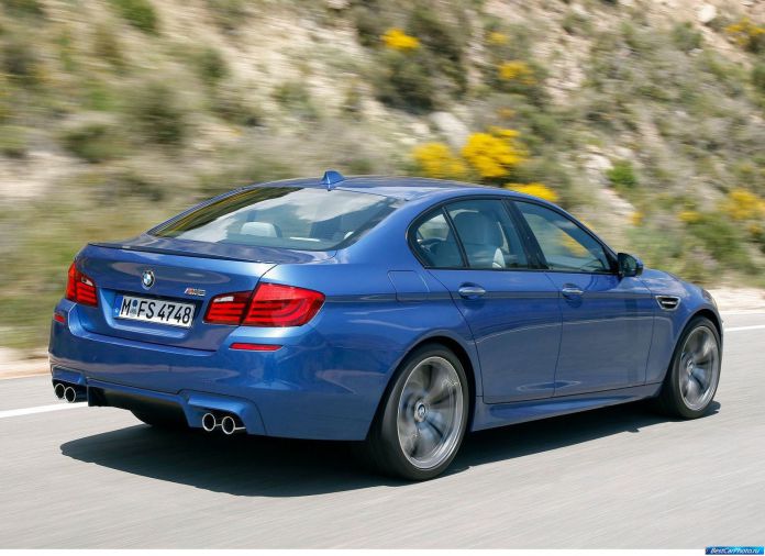 2012 BMW 5-series M Sedan - фотография 161 из 254