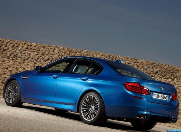 2012 BMW 5-series M Sedan - фотография 164 из 254 2012 BMW 5-series M Sedan - фотография 164 из 254