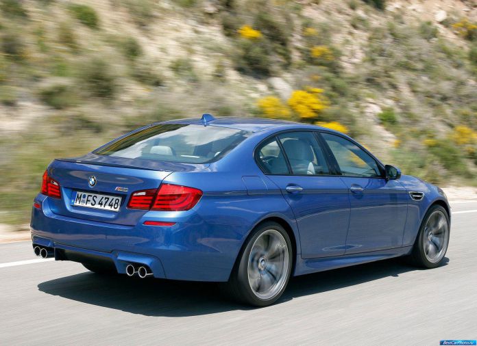 2012 BMW 5-series M Sedan - фотография 169 из 254 2012 BMW 5-series M Sedan - фотография 169 из 254