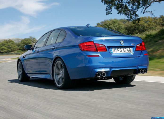 2012 BMW 5-series M Sedan - фотография 186 из 254