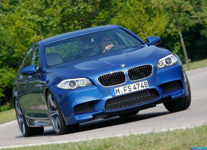 2012 BMW 5-series M Sedan - фотография 234 из 254 2012 BMW 5-series M Sedan - фотография 234 из 254