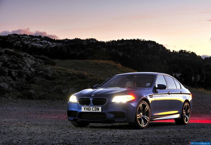2012 BMW 5-series M Sedan UK Version - фотография 6 из 24