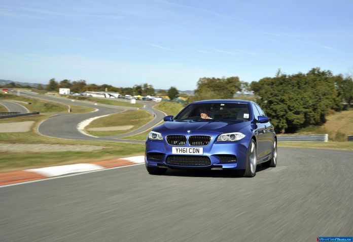 2012 BMW 5-series M Sedan UK Version - фотография 20 из 24
