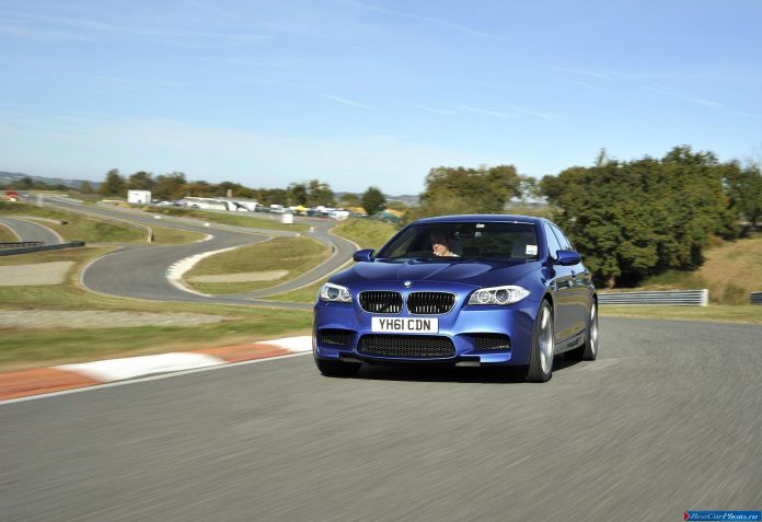 2012 BMW 5-series M Sedan UK Version - фотография 20 из 24 2012 BMW 5-series M Sedan UK Version - фотография 20 из 24