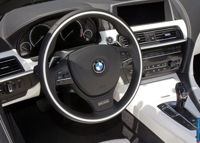 2012 BMW 6-series Convertible - фотография 123 из 166 2012 BMW 6-series Convertible - фотография 123 из 166