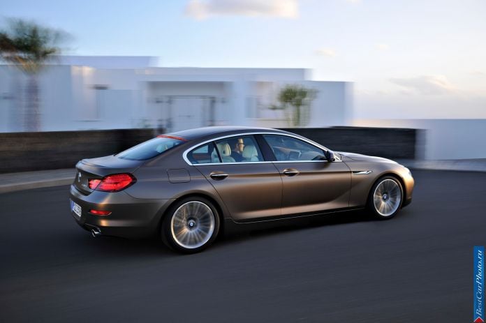 2012 BMW 6-series Gran Coupe - фотография 1 из 289