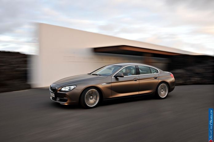 2012 BMW 6-series Gran Coupe - фотография 11 из 289