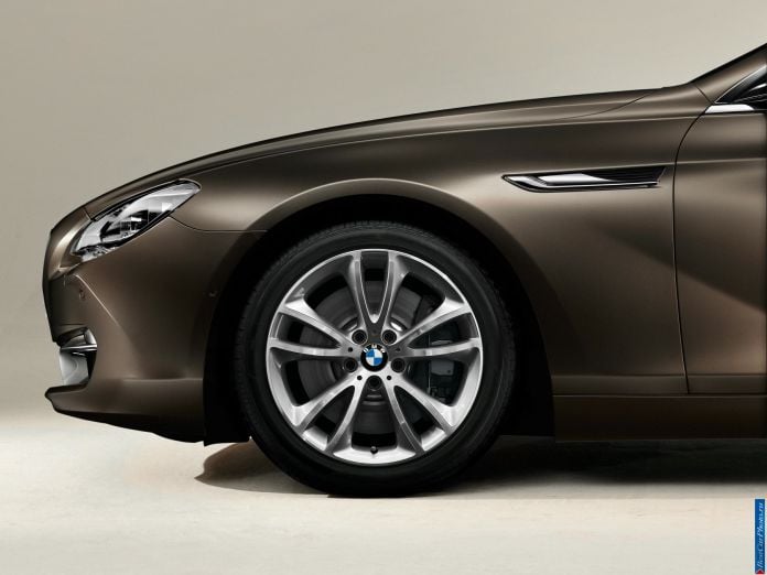 2012 BMW 6-series Gran Coupe - фотография 14 из 289