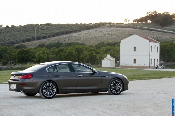 2012 BMW 6-series Gran Coupe - фотография 120 из 289