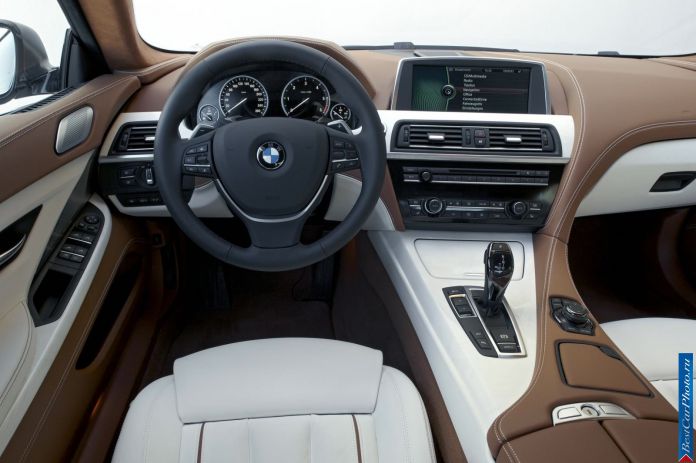 2012 BMW 6-series Gran Coupe - фотография 208 из 289 2012 BMW 6-series Gran Coupe - фотография 208 из 289
